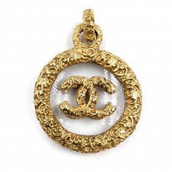 Pendentif Chanel vintage metal doré massif et verre double CC
